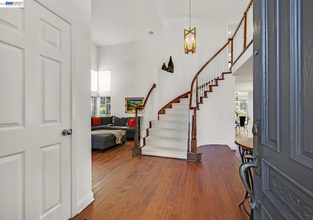 Photo 3 of Single family home for sale at 104 Wildflower Valley Ct, San Ramon, CA 94582 | MLS# 41149394 | Listing updated on 2026-10-07