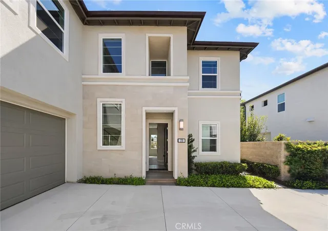 Photo 3 of Single family home for sale at 370 Brackens, Lake Forest, CA 92630 | MLS# OC26209101 | Listing updated on 2026-10-10