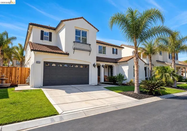 Photo 3 of Single family home for sale at 6535 Green Castle Cir, Discovery Bay, CA 94505 | MLS# 41149405 | Listing updated on 2026-10-06