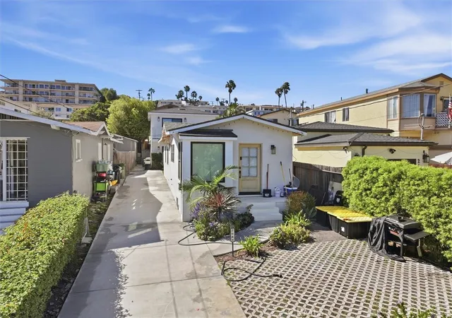 Photo 1 of Single family home for sale at 2641 S Kerckhoff Ave, San Pedro, CA 90731 | MLS# PV26209599 | Listing updated on 2026-09-26