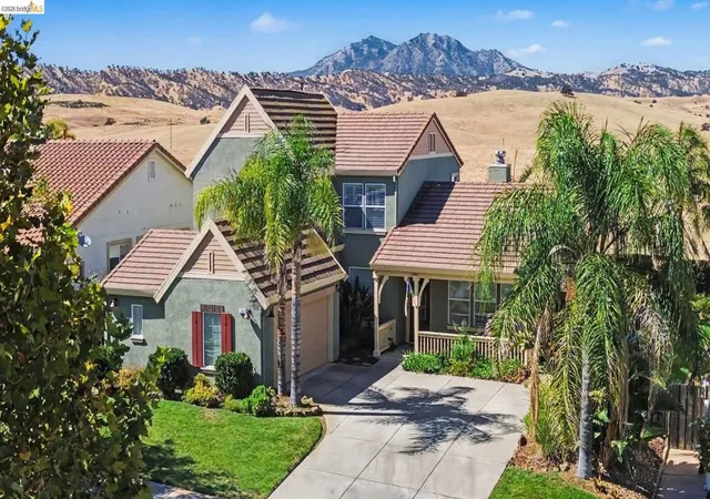 Photo 3 of Single family home for sale at 753 Waterville Dr, Brentwood, CA 94513 | MLS# 41149415 | Listing updated on 2026-10-02