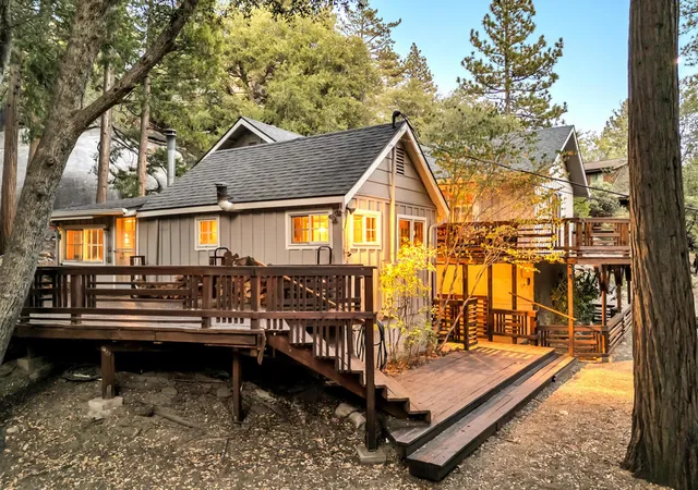 Photo 3 of Single family home for sale at 25280 Azaelia Dr, Idyllwild, CA 92549 | MLS# 219153226PS | Listing updated on 2026-09-26