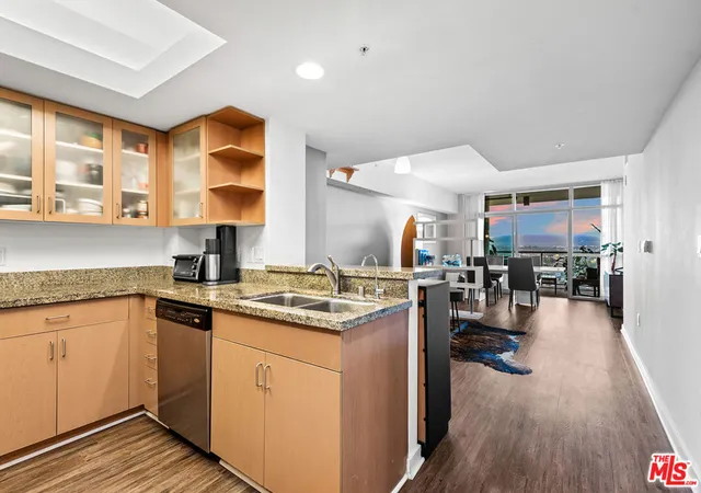 Photo 2 of Condo for sale at 13700 Marina Pointe Dr #1520, Marina Del Rey, CA 90292 | MLS# 26992275 | Listing updated on 2026-10-03