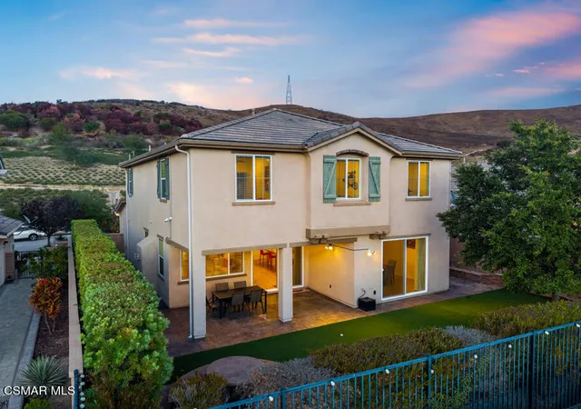 Photo 2 of Single family home for sale at 137 White Bark Ln, Simi Valley, CA 93065 | MLS# 226004584 | Listing updated on 2026-10-05