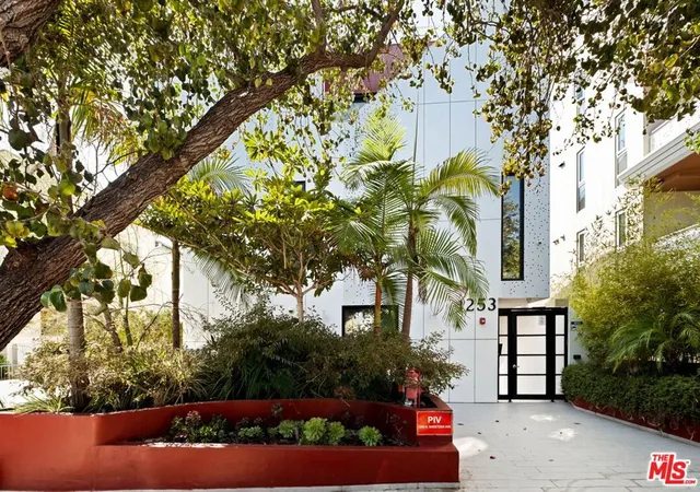 Photo 1 of Condo for sale at 1253 N Sweetzer Ave #5, West Hollywood, CA 90069 | MLS# 26991961 | Listing updated on 2026-09-26