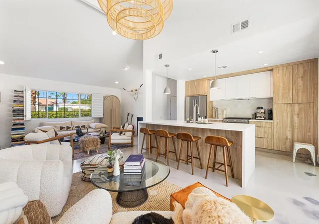 Photo 4 of Single family home for sale at 1055 E Louise Dr, Palm Springs, CA 92262 | MLS# 219153232PS | Listing updated on 2026-10-03