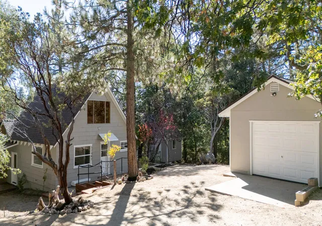 Photo 3 of Single family home for sale at 52647 Pine Cvs Rd, Idyllwild, CA 92549 | MLS# 219153233DA | Listing updated on 2026-09-26
