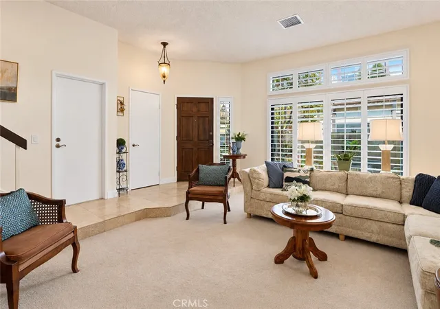 Photo 3 of Sale Pending at 20737 Roscoe Blvd #204, Winnetka, CA 91306 | MLS# SR26208746 | Listing updated on 2026-10-08