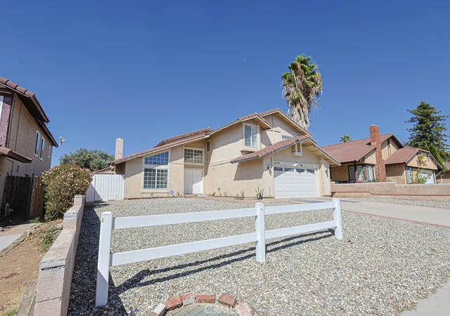 Photo 2 of Single family home for sale at 25798 Fir, Moreno Valley, CA 92553 | MLS# PW26209685 | Listing updated on 2026-10-11