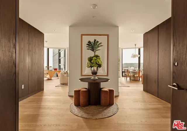 Listing Photo 2 - Condo for sale in Pk Elm Residences at Century Pl located at 211 W Elm Ct, Los Angeles, CA 90067 - Unit #30A