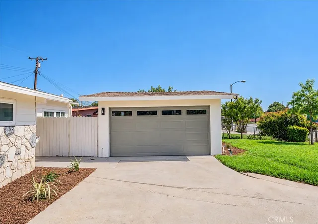 Photo 2 of Single family home for sale at 1281 Colony Dr, Pomona, CA 91766 | MLS# WS26209739 | Listing updated on 2026-10-11