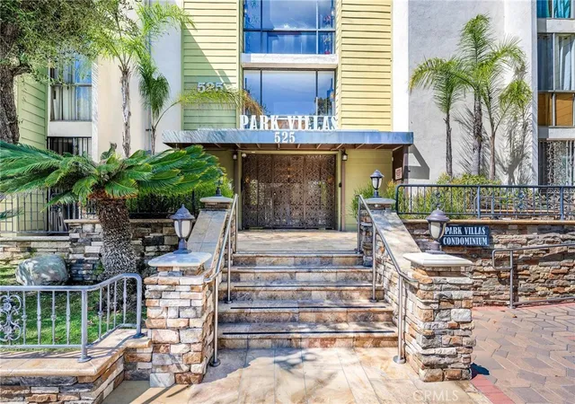Photo 1 of Condo for sale at 525 S Ardmore Ave #161, Los Angeles, CA 90020 | MLS# SR26206299 | Listing updated on 2026-10-05