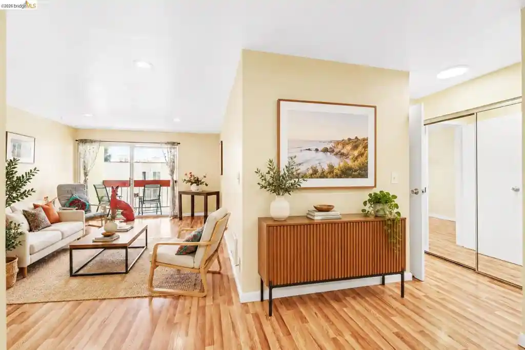 Condo for sale at 2005 Pleasant Valley #215, Oakland, CA 94611 | MLS# 41149453