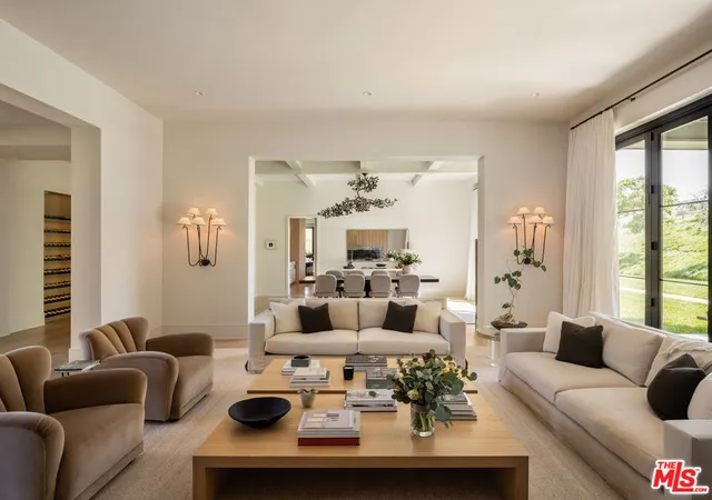 Photo 4 of Single family home for sale at 25211 Jim Bridger Rd, Hidden Hills, CA 91302 | MLS# 26992971 | Listing updated on 2026-09-28