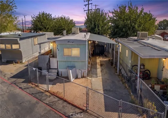 Photo 2 of Manufactured home for sale at 9426 Tamarisk Ave #86, Hesperia, CA 92345 | MLS# DW26193593 | Listing updated on 2026-09-29