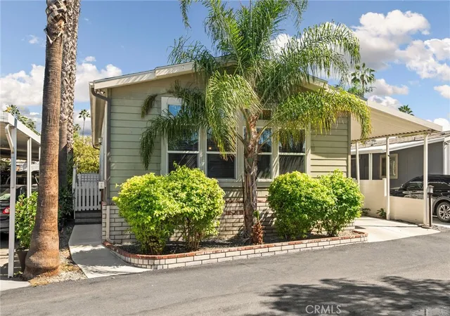 Photo 2 of Manufactured home for sale at 3701 Fillmore St #75, Riverside, CA 92505 | MLS# IG26209797 | Listing updated on 2026-10-11
