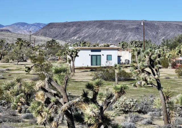 Photo 1 of Single family home for sale at 4039 Greasewood Ln, Yucca Valley, CA 92284 | MLS# 219153245PS | Listing updated on 2026-09-26