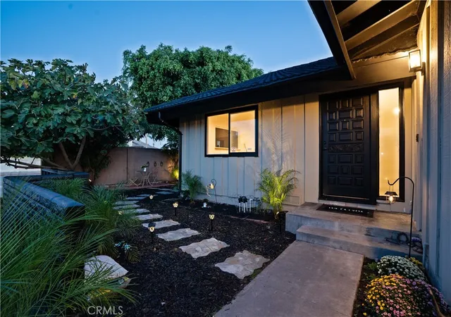 Photo 2 of Sale Pending at 6972 Laurelhurst, Huntington Beach, CA 92647 | MLS# OC26207652 | Listing updated on 2026-10-08