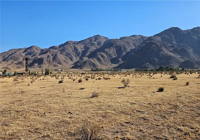 Photo 1 of Land for sale at 800 Highway 18, Apple Valley, CA 92308 | MLS# HD26209812 | Listing updated on 2026-09-25