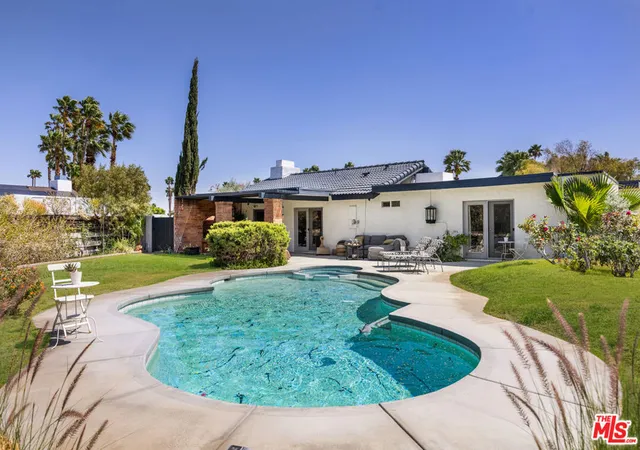 Photo 1 of Single family home for sale at 772 E El Conquistador, Palm Springs, CA 92262 | MLS# 26991433 | Listing updated on 2026-10-09
