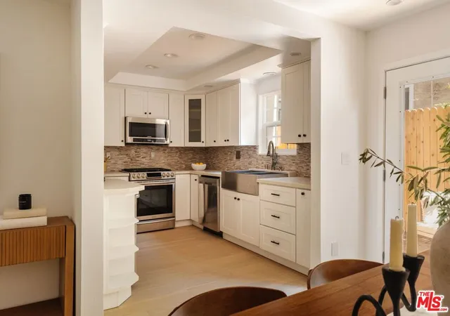 Photo 4 of Condo for sale at 1337 Centinela Ave #2, Santa Monica, CA 90404 | MLS# 26991691 | Listing updated on 2026-10-01