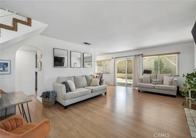 Photo 3 of Single family home for sale at 2883 Holw Glen Cir, Rialto, CA 92376 | MLS# DW26196706 | Listing updated on 2026-10-11
