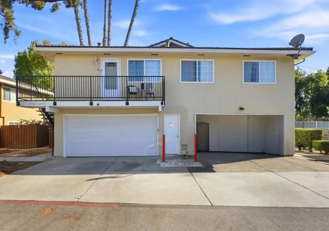 Photo 1 of Condo for sale at 757 Warring Dr #4, San Jose, CA 95123 | MLS# ML82061484 | Listing updated on 2026-10-12