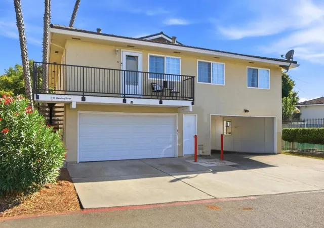 Photo 3 of Condo for sale at 757 Warring Dr #4, San Jose, CA 95123 | MLS# ML82061484 | Listing updated on 2026-10-12