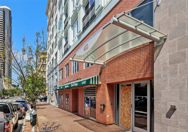 Photo 3 of Condo for sale at 450 J #3191, San Diego, CA 92101 | MLS# OC26209889 | Listing updated on 2026-09-26