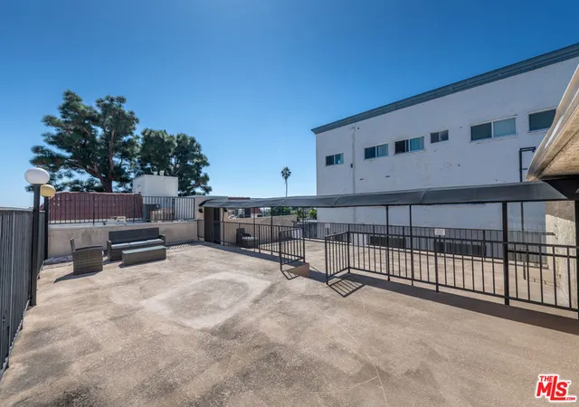 Photo 26 of Condo for sale at 11639 Chenault St #302, Los Angeles, CA 90049 | MLS# 26991709 | Listing updated on 2026-10-09