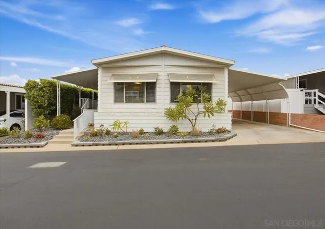 Photo 2 of Sale Pending at 7226 San Benito St #350, Carlsbad, CA 92011 | MLS# 260023501SD | Listing updated on 2026-09-25