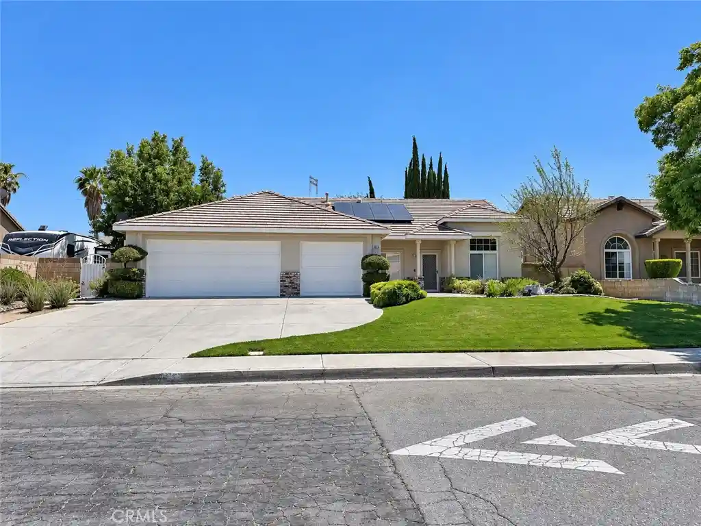 Photo 1 of Single family home for sale at 6126 W Ave L12, Lancaster, CA 93536 | MLS# SR26209274 | Listing updated on 2026-10-25