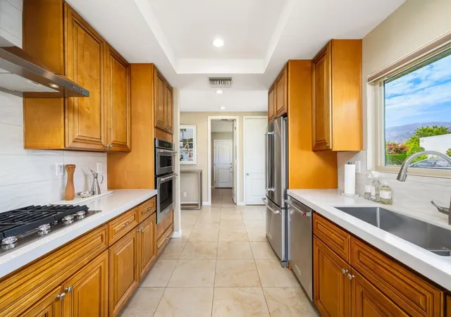 Photo 3 of Condo for sale at 49910 Lago Dr, La Quinta, CA 92253 | MLS# 219153264DA | Listing updated on 2026-10-02