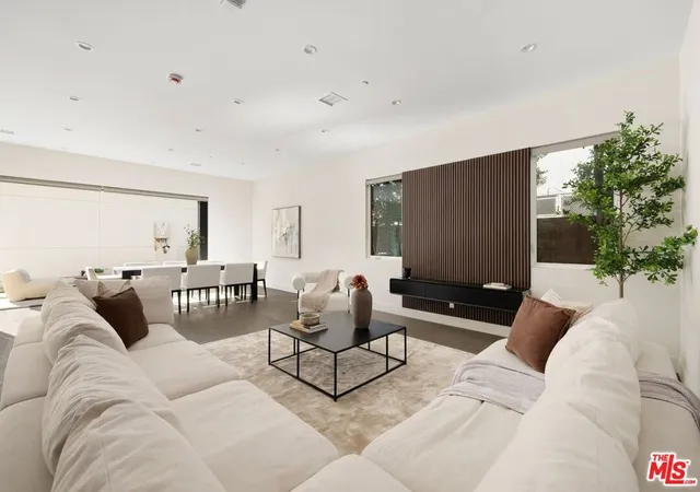 Photo 2 of Single family home for sale at 647 N Stanley Ave, Los Angeles, CA 90036 | MLS# 26993153 | Listing updated on 2026-10-09