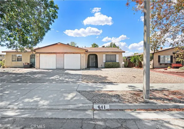 Photo 1 of Single family home for sale at 641 Solano Dr, Hemet, CA 92545 | MLS# PW26205478 | Listing updated on 2026-09-30