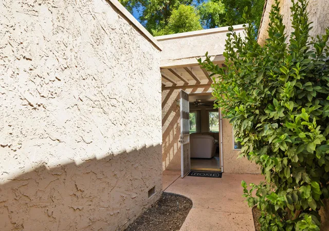 Photo 3 of Condo for sale at 68676 Paseo Real, Cathedral City, CA 92234 | MLS# 219153274DA | Listing updated on 2026-10-01