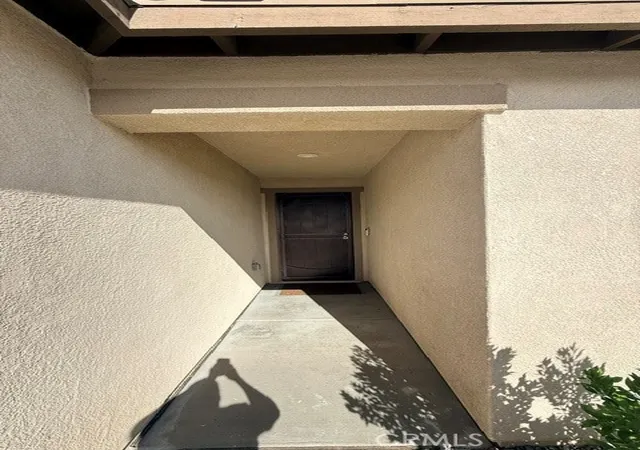 Photo 4 of Single family home for sale at 11596 Sunny Way, Victorville, CA 92392 | MLS# PF26210092 | Listing updated on 2026-10-13