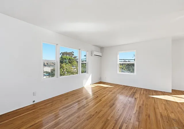 Listing Photo 1 - Condo for sale in building located at 711 W Pennsylvania, San Diego, CA 92103