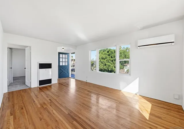 Photo 3 of Sale Pending at 705 W 11 Pennsylvania Ave, San Diego, CA 92103 | MLS# 260023522SD | Listing updated on 2026-10-29