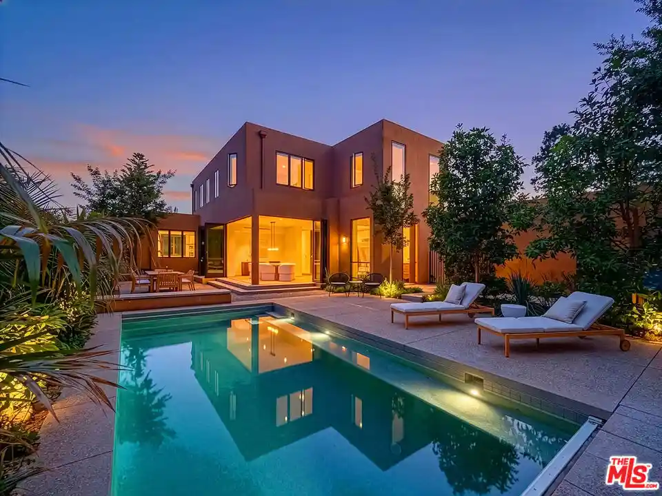 Photo 1 of Single family home for sale at 421 19th Street, Santa Monica, CA 90402 | MLS# 26993327 | Listing updated on 2026-10-26