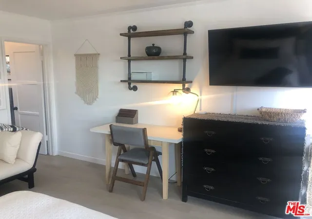 Photo 15 of Multi family home for sale at 3132 6th Street, Santa Monica, CA 90405 | MLS# 26992201 | Listing updated on 2026-09-30