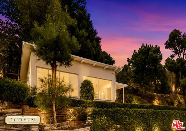 Photo 2 of Single family home for sale at 1627 Arbor Dr, Glendale, CA 91202 | MLS# 26993407 | Listing updated on 2026-10-03
