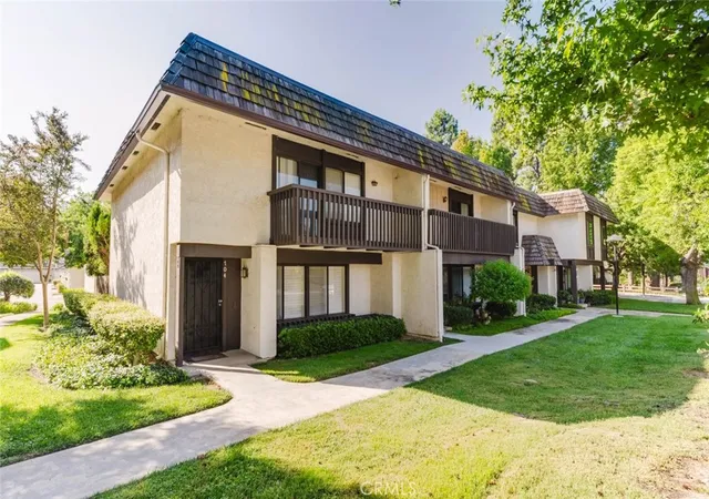 Photo 1 of Townhouse for sale at 702 Knollwood Ln, San Dimas, CA 91773 | MLS# CV26209626 | Listing updated on 2026-10-30
