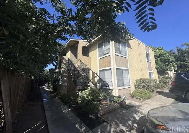 Condo for sale at 535 N Beech St #18, Escondido, CA 92025 | MLS# NDP2608978