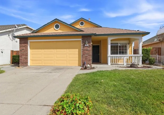 Photo 1 of Single family home for sale at 2102 Homecoming Way, Brentwood, CA 94513 | MLS# ML82061355 | Listing updated on 2026-09-29