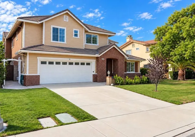Photo 2 of Single family home for sale at 32156 Beaver Crk Ln, Temecula, CA 92592 | MLS# NDP2608980 | Listing updated on 2026-10-07