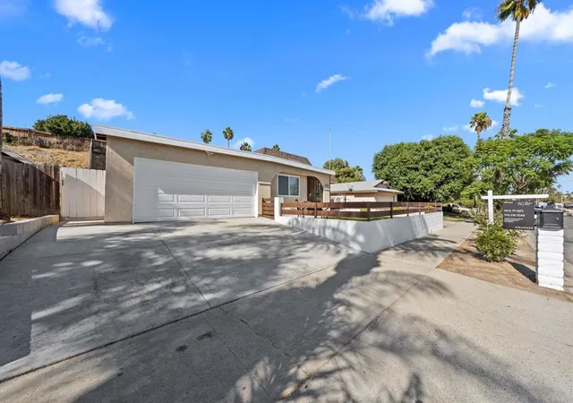 Photo 2 of Single family home for sale at 4788 Claire Dr, Oceanside, CA 92057 | MLS# NDP2608981 | Listing updated on 2026-10-07