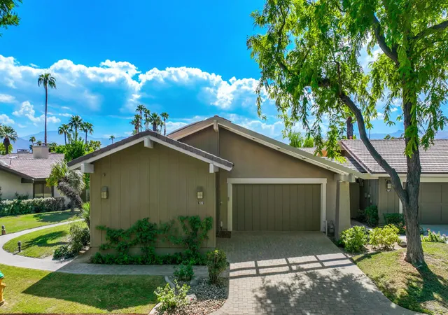 Photo 2 of Condo for sale at 109 Deer Spring Way, Palm Desert, CA 92211 | MLS# 219153297DA | Listing updated on 2026-10-01