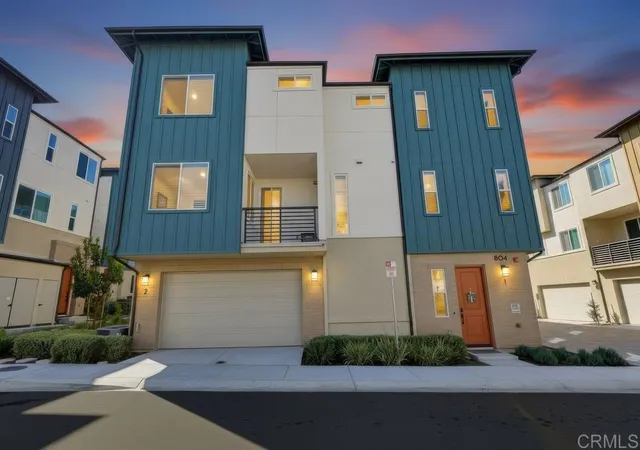 Townhouse for sale at 804 Makani St #2, Chula Vista, CA 91911 | MLS# PTP2607283