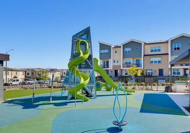 Photo 38 of Townhouse for sale at 804 Makani St #2, Chula Vista, CA 91911 | MLS# PTP2607283 | Listing updated on 2026-09-26